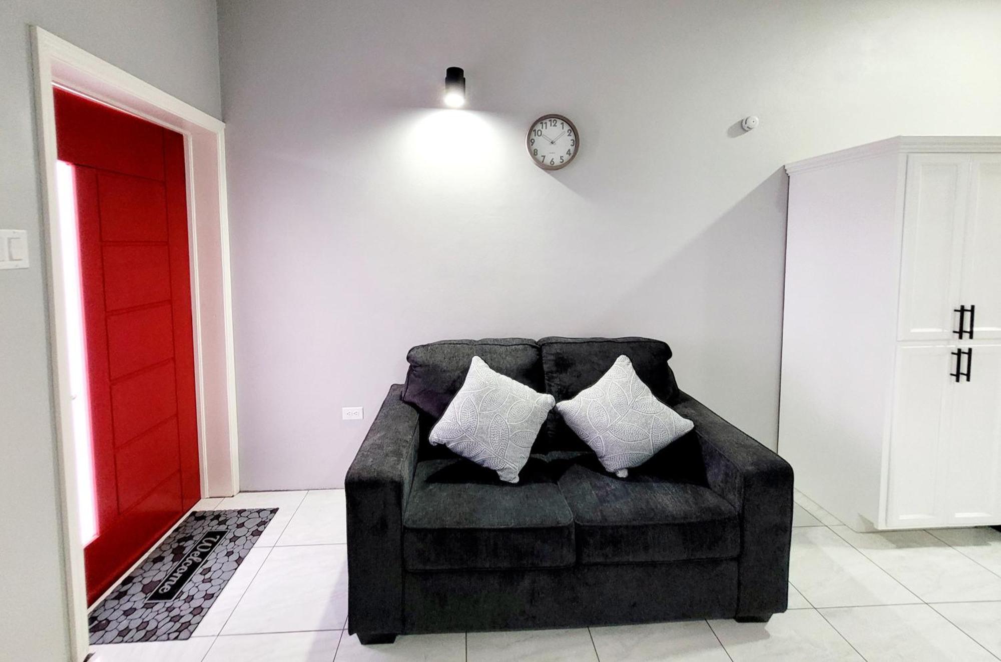 Rest Easy At Cunningham Suites 3 & 4 Ottley's Luaran gambar