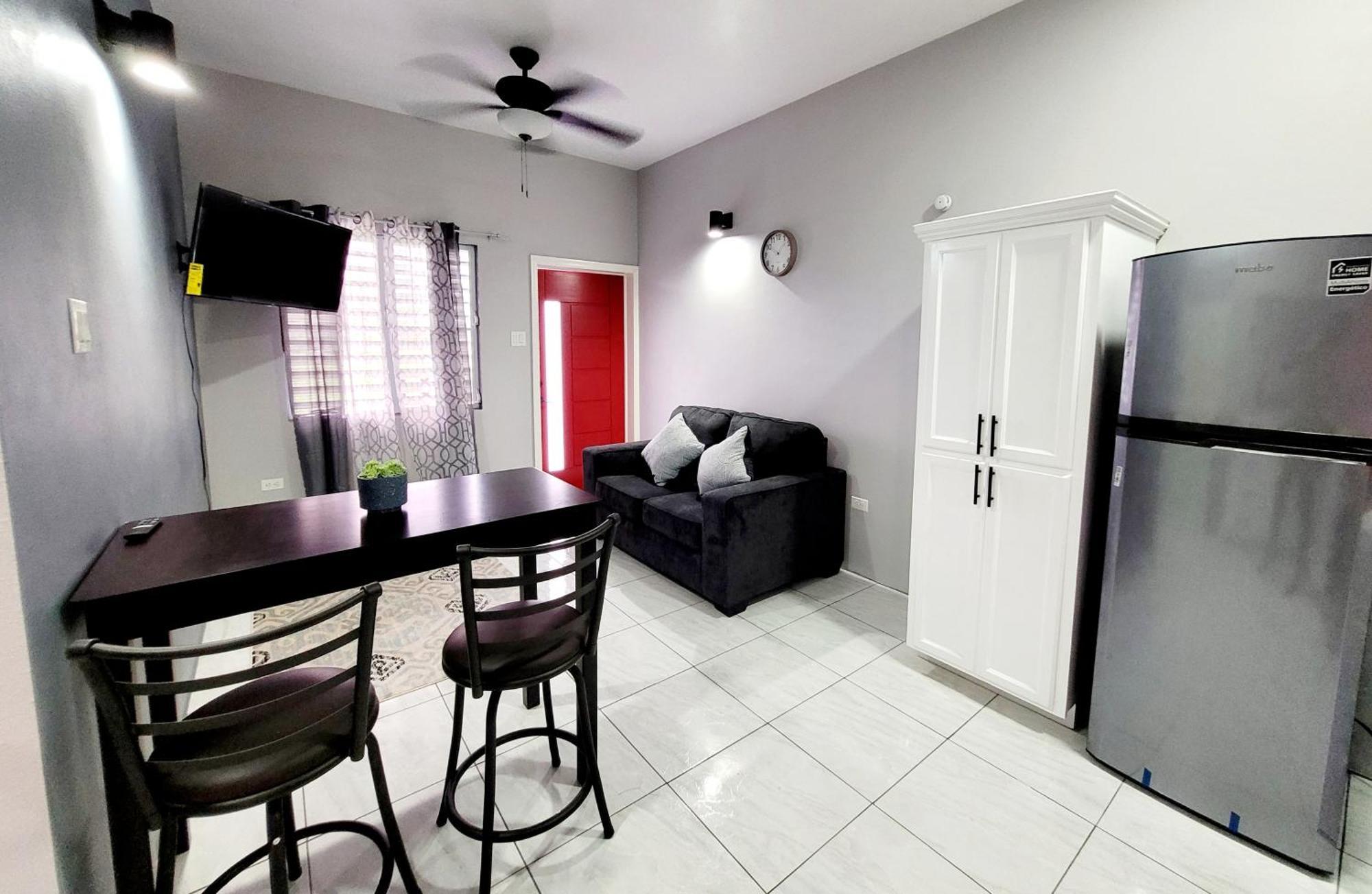 Rest Easy At Cunningham Suites 3 & 4 Ottley's Luaran gambar