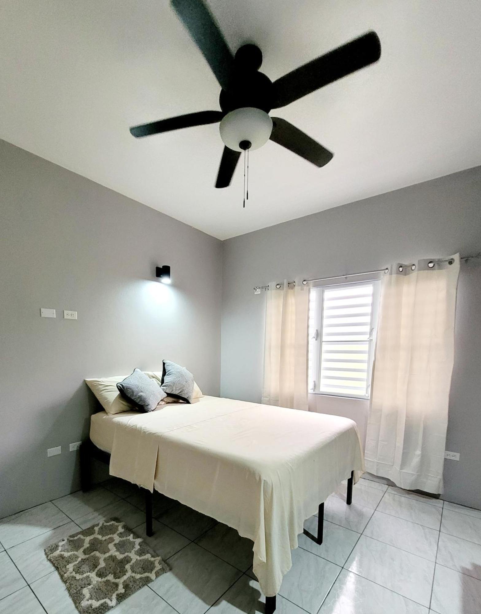 Rest Easy At Cunningham Suites 3 & 4 Ottley's Luaran gambar